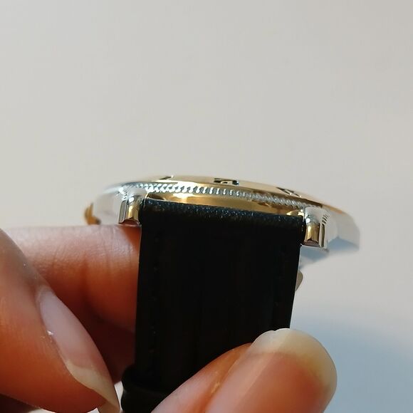 Wrangler Montana Silversmiths Ladies Horse Gold Tone Dial Watch WR 3ATM WR160 - Picture 13 of 16